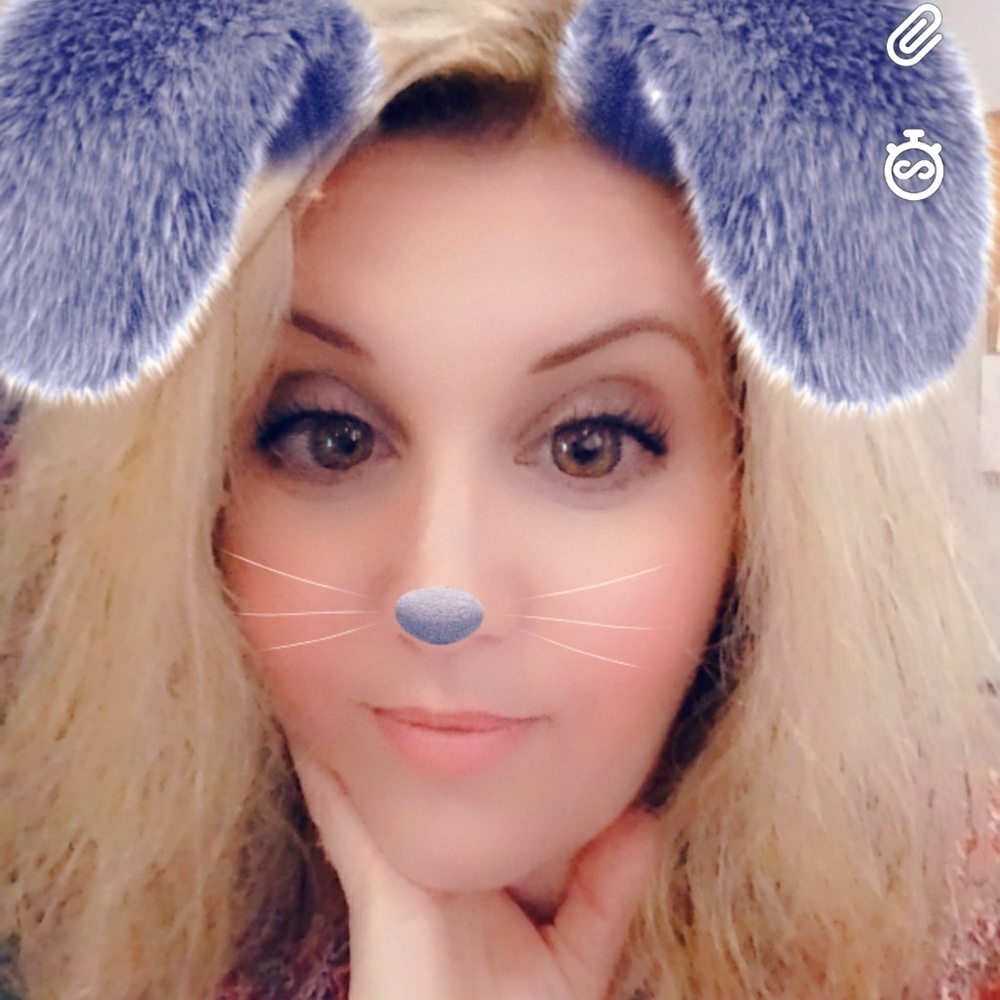 Meet your Posher, Keri